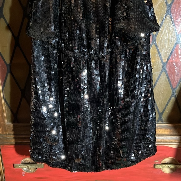 Gudi Black sequin halter mini dress w/ cinching at waist. - Picture 4 of 9